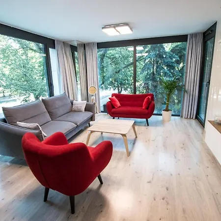 Unia 12 Apartament