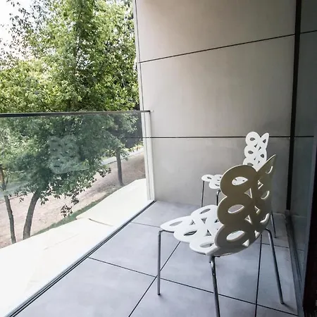 Apartament Unia 12 *